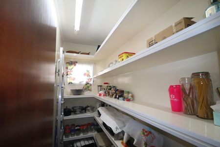 Apartamento à venda com 176m², 3 quartos e 2 vagasDespensa