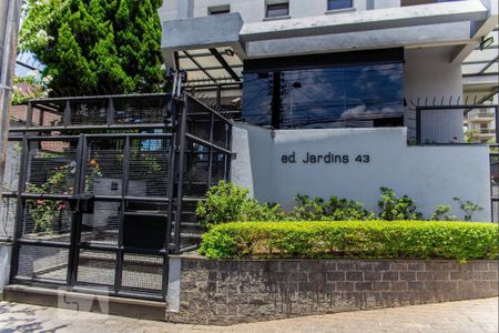 Apartamento à venda com 176m², 3 quartos e 2 vagasFachada