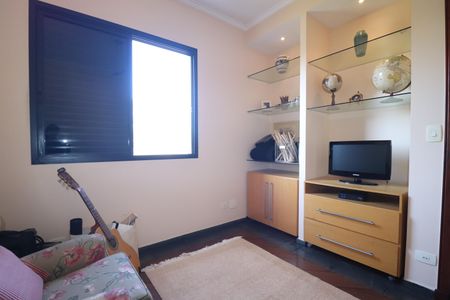 Apartamento à venda com 176m², 3 quartos e 2 vagasQuarto 3