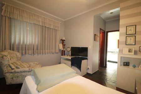 Apartamento à venda com 176m², 3 quartos e 2 vagasSuíte