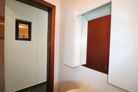 Apartamento à venda com 176m², 3 quartos e 2 vagasBanheiro de serviço