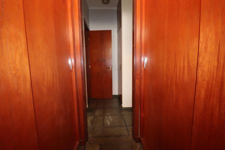 Apartamento à venda com 176m², 3 quartos e 2 vagasCloset Suíte