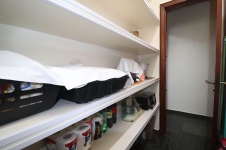 Apartamento à venda com 176m², 3 quartos e 2 vagasDespensa