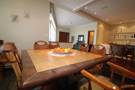 Apartamento à venda com 176m², 3 quartos e 2 vagasSala de jantar