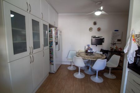 Apartamento para alugar com 120m², 3 quartos e 4 vagasCopa