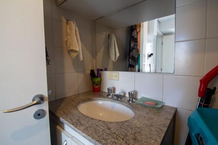 Apartamento para alugar com 120m², 3 quartos e 4 vagasBanheiro de Serviço