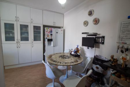 Apartamento para alugar com 120m², 3 quartos e 4 vagasCopa