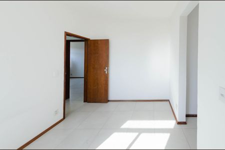 Apartamento à venda com 75m², 2 quartos e sem vaga Apartamento à venda com 75m², 2 quartos e sem vagaSuíte