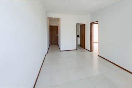 Apartamento à venda com 75m², 2 quartos e sem vaga Apartamento à venda com 75m², 2 quartos e sem vagaSala