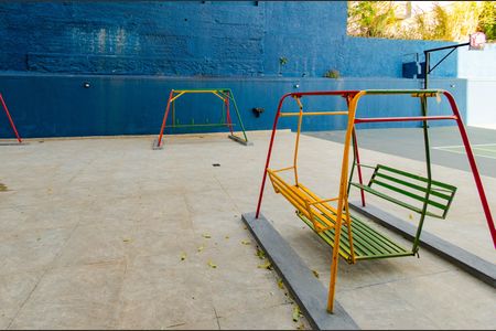 Apartamento à venda com 75m², 2 quartos e sem vaga Apartamento à venda com 75m², 2 quartos e sem vagaÁrea Comum - Playground