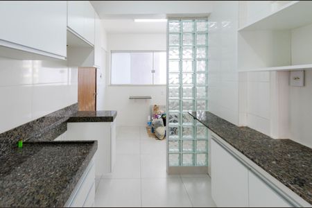 Apartamento à venda com 75m², 2 quartos e sem vaga Apartamento à venda com 75m², 2 quartos e sem vagaCozinha