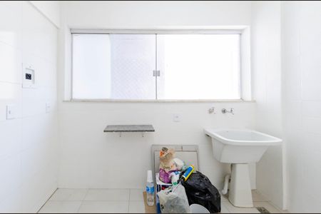 Apartamento à venda com 75m², 2 quartos e sem vaga Apartamento à venda com 75m², 2 quartos e sem vagaÁrea de serviço