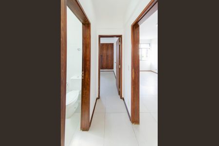 Apartamento à venda com 75m², 2 quartos e sem vaga Apartamento à venda com 75m², 2 quartos e sem vagaCorredor