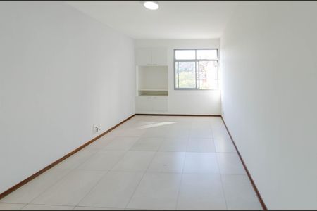 Apartamento à venda com 75m², 2 quartos e sem vaga Apartamento à venda com 75m², 2 quartos e sem vagaSala