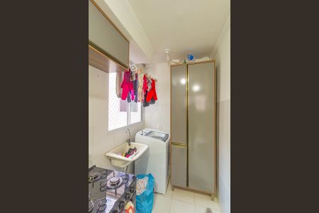 Apartamento para alugar com 42m², 2 quartos e 1 vaga Apartamento para alugar com 42m², 2 quartos e 1 vagaCozinha e Área de Serviço