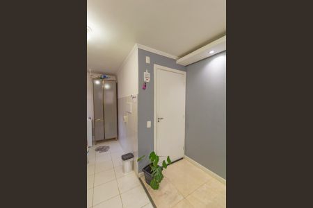 Apartamento para alugar com 42m², 2 quartos e 1 vaga Apartamento para alugar com 42m², 2 quartos e 1 vagaCozinha e Área de Serviço