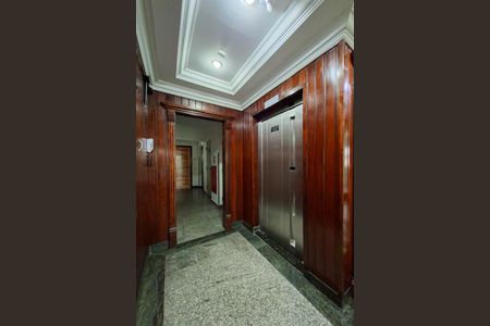Apartamento para alugar com 70m², 2 quartos e 1 vagaElevador