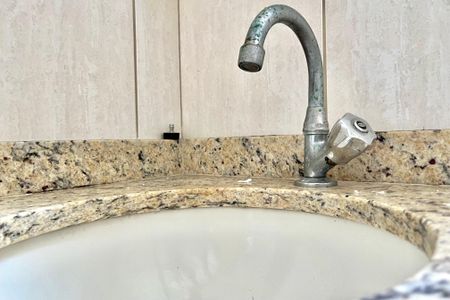 Apartamento à venda com 65m², 2 quartos e 1 vaga Apartamento à venda com 65m², 2 quartos e 1 vagaBanheiro da Suíte