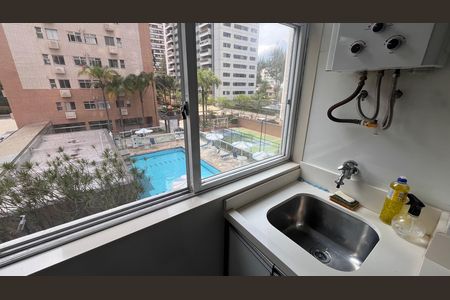 Apartamento para alugar com 62m², 2 quartos e 1 vagaÁrea de Serviço