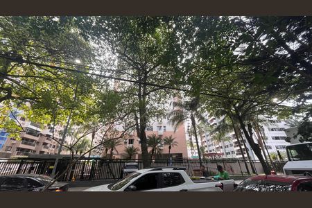 Apartamento para alugar com 62m², 2 quartos e 1 vagaFachada
