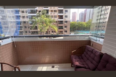Apartamento para alugar com 62m², 2 quartos e 1 vagaVaranda