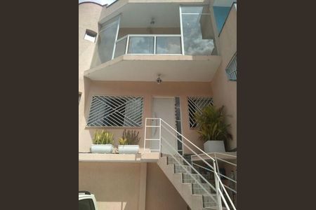 Casa à venda com 70m², 2 quartos e 2 vagas