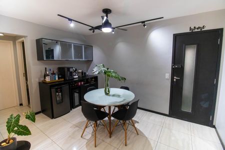 Apartamento à venda com 60m², 2 quartos e 1 vagaSala