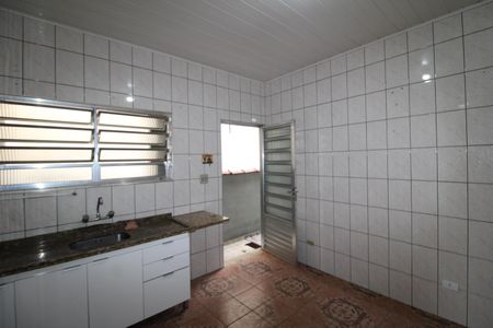 Casa à venda com 100m², 2 quartos e 2 vagasCozinha
