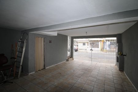 Casa à venda com 100m², 2 quartos e 2 vagasGaragem