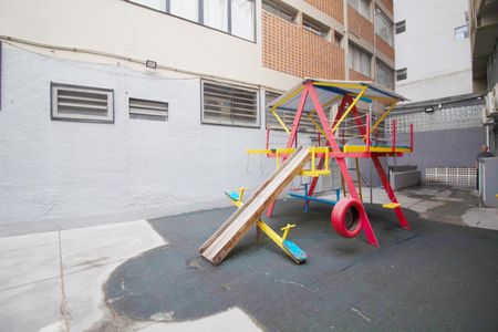 Apartamento para alugar com 78m², 2 quartos e 1 vagaÁrea comum