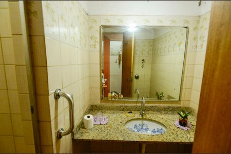 Casa à venda com 370m², 3 quartos e 1 vagaBanheiro da Suíte