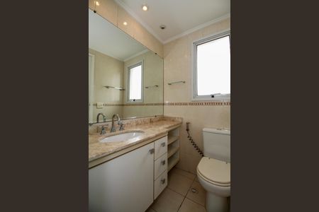 Apartamento para alugar com 69m², 2 quartos e 2 vagasBanheiro da Suíte