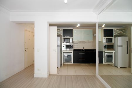Sala de apartamento para alugar com 2 quartos, 69m² em Pinheiros, São Paulo