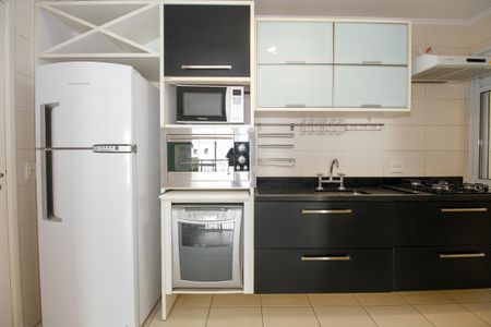 Apartamento para alugar com 69m², 2 quartos e 2 vagasCozinha