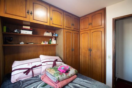 Apartamento à venda com 69m², 3 quartos e 1 vagaQuarto 2