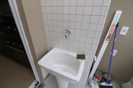Apartamento para alugar com 46m², 2 quartos e 1 vagaÁrea de Serviço