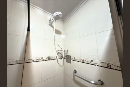 Apartamento à venda com 90m², 2 quartos e 2 vagas Apartamento à venda com 90m², 2 quartos e 2 vagasBanheiro Social