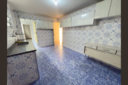 Apartamento à venda com 90m², 2 quartos e 2 vagas Apartamento à venda com 90m², 2 quartos e 2 vagasCozinha