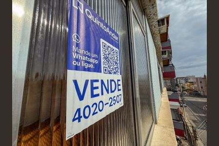 Apartamento à venda com 90m², 2 quartos e 2 vagas Apartamento à venda com 90m², 2 quartos e 2 vagasPlaca