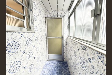 Apartamento à venda com 90m², 2 quartos e 2 vagas Apartamento à venda com 90m², 2 quartos e 2 vagasÁrea de Serviço