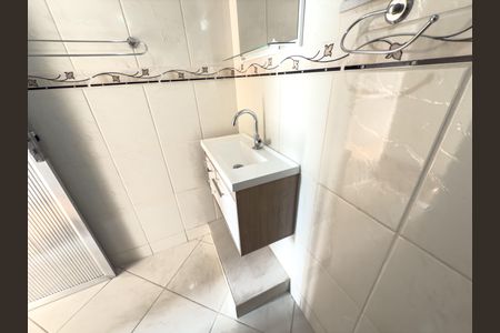 Apartamento à venda com 90m², 2 quartos e 2 vagas Apartamento à venda com 90m², 2 quartos e 2 vagasBanheiro Social