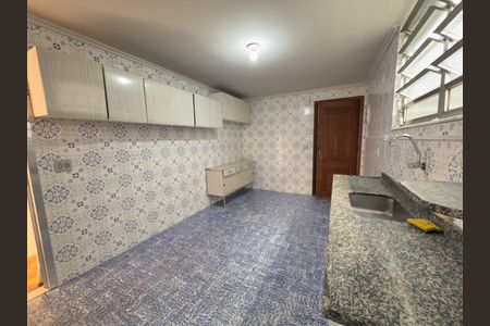Apartamento à venda com 90m², 2 quartos e 2 vagas Apartamento à venda com 90m², 2 quartos e 2 vagasCozinha