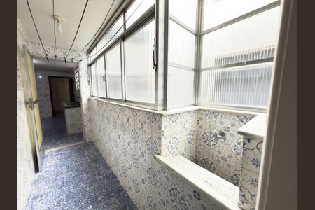 Apartamento à venda com 90m², 2 quartos e 2 vagas Apartamento à venda com 90m², 2 quartos e 2 vagasÁrea de Serviço