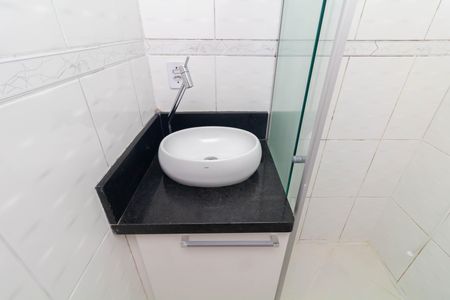 Apartamento à venda com 48m², 3 quartos e sem vaga Apartamento à venda com 48m², 3 quartos e sem vagaBanheiro