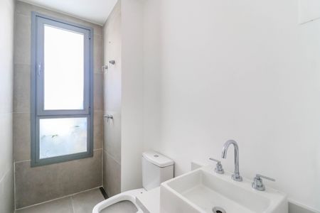 Apartamento à venda com 197m², 3 quartos e 3 vagasBanheiro da Suíte 3