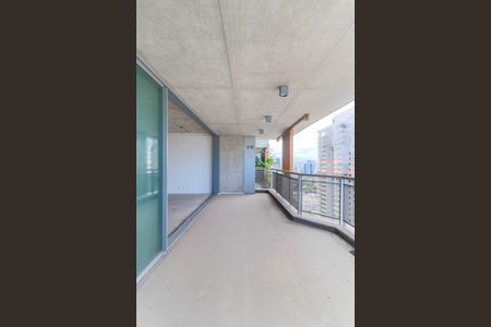 Apartamento à venda com 197m², 3 quartos e 3 vagasVaranda 