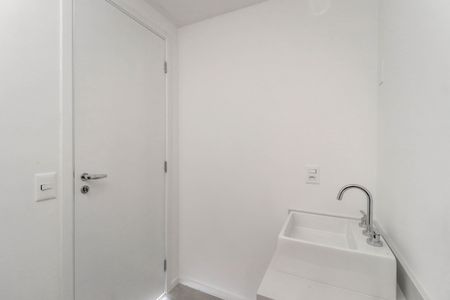 Apartamento à venda com 197m², 3 quartos e 3 vagasBanheiro da Suíte 2