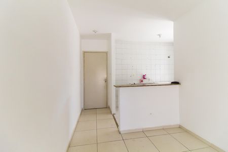 Sala de apartamento à venda com 2 quartos, 53m² em Vila Carmosina, São Paulo