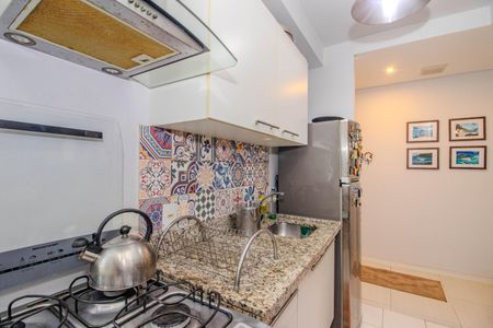 Apartamento à venda com 63m², 2 quartos e 1 vaga Apartamento à venda com 63m², 2 quartos e 1 vagaCozinha e Área de Serviço