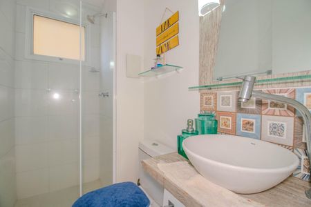 Apartamento à venda com 63m², 2 quartos e 1 vaga Apartamento à venda com 63m², 2 quartos e 1 vagaBanheiro